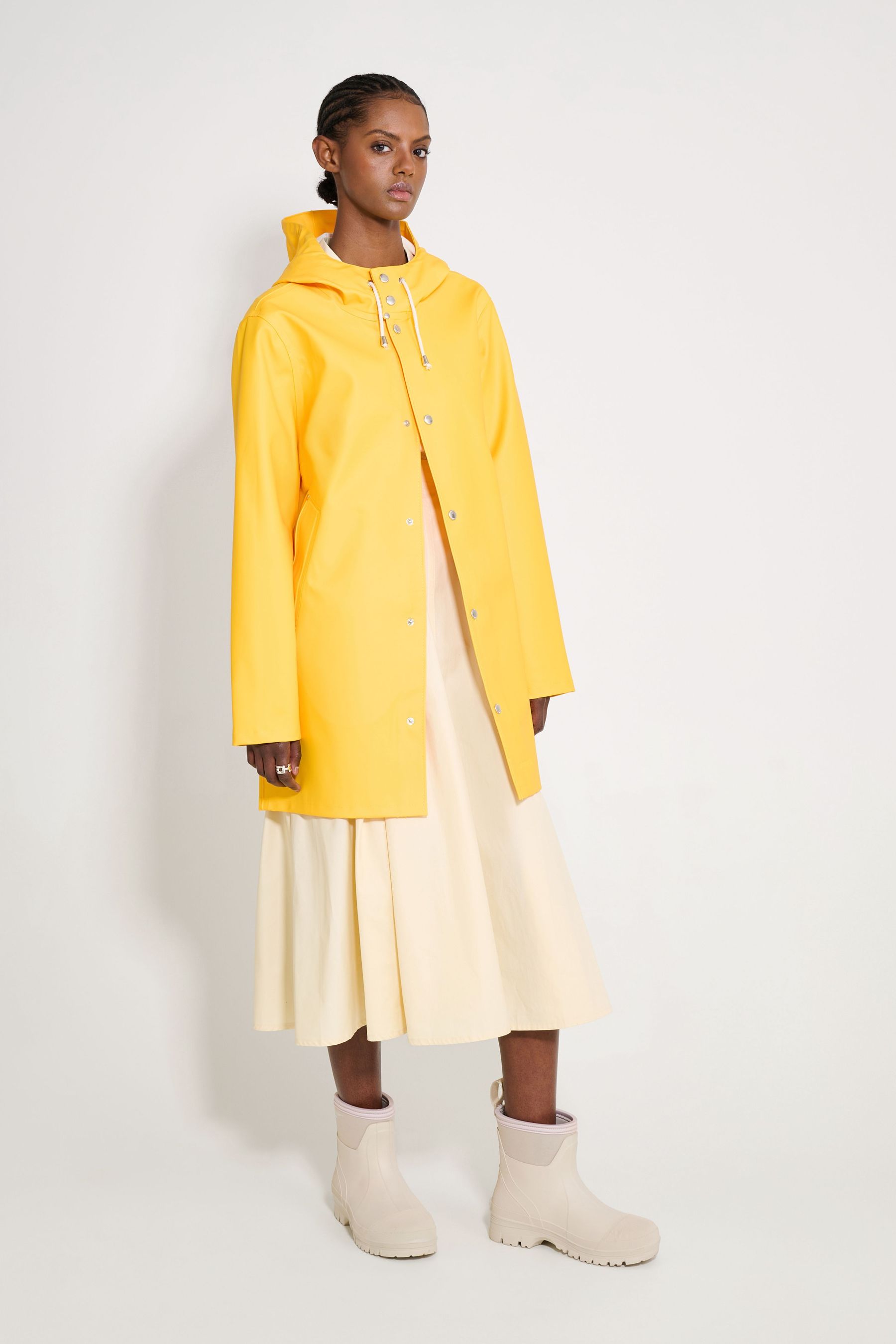 stutterheim stockholm original raincoat yellow women jackets