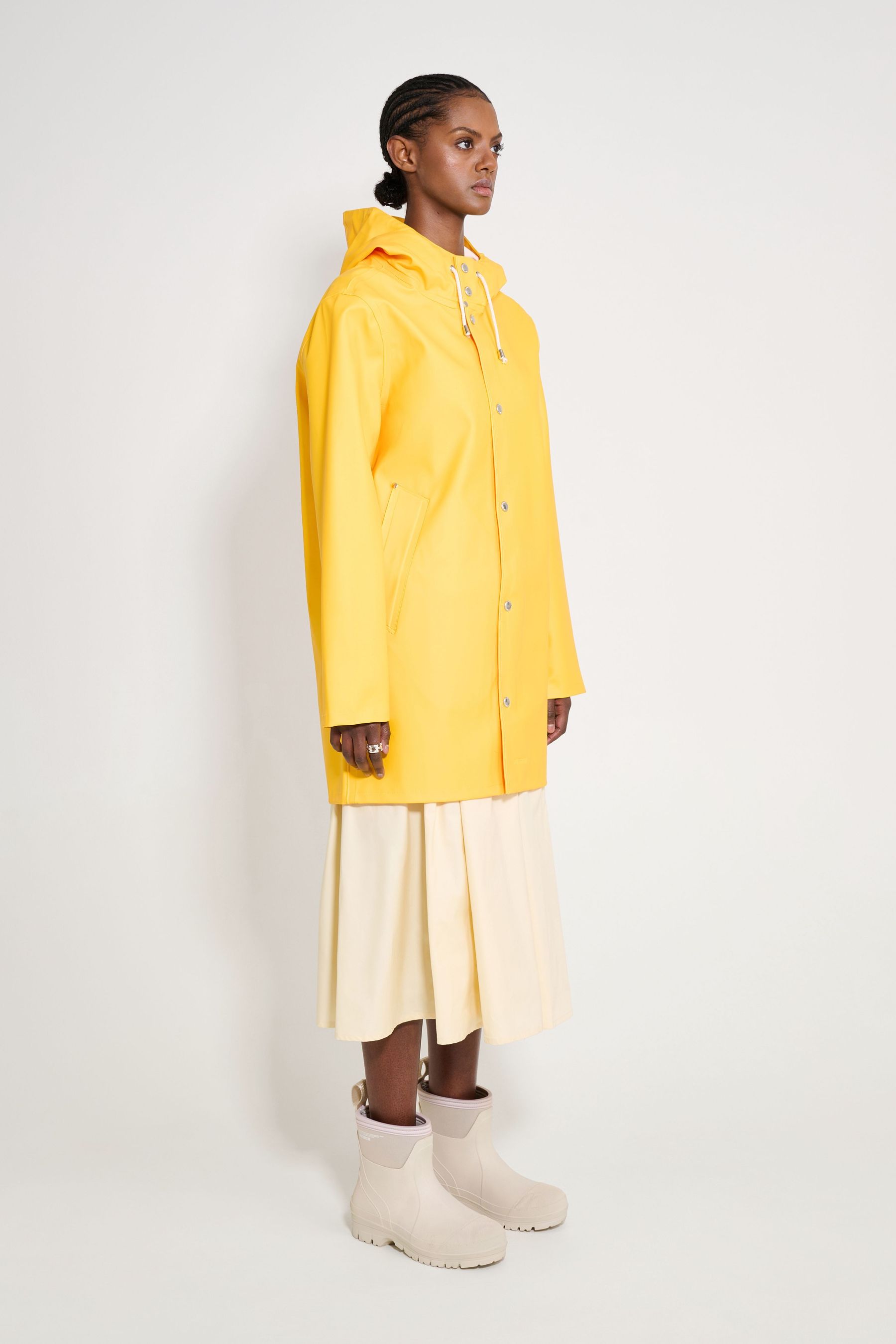 stutterheim stockholm original raincoat yellow women jackets